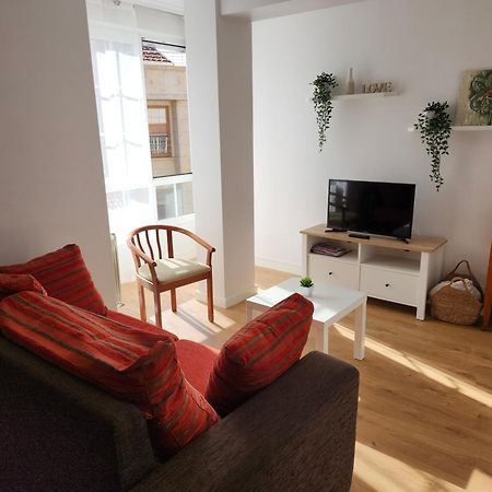 Laxe Piso Sol - Wifi Y Netflix Apartman Kültér fotó
